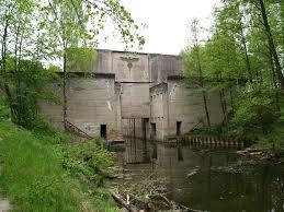 Śluza Leśniewo Górne